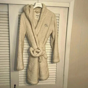 GILLY HICKS by HOLLISTER CO sleep/lounge bath robe M/LG ivory color (2pc bundle)